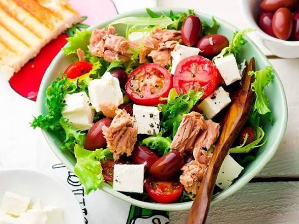 Salade tomates au thon