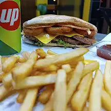 Sandwich L'Américain + Frites
